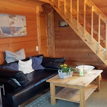 Finnish Log House With Sauna And Fireplace דירה קפלן