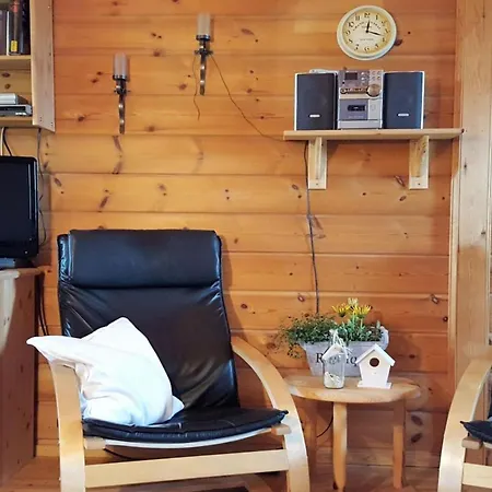 Finnish Log House With Sauna And Fireplace דירה