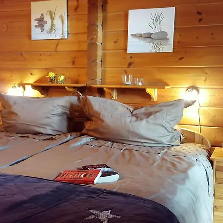 Apartment Finnish Log House With Sauna And Fireplace